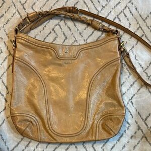 TUSK Elegant Tan Leather Shoulder Bag